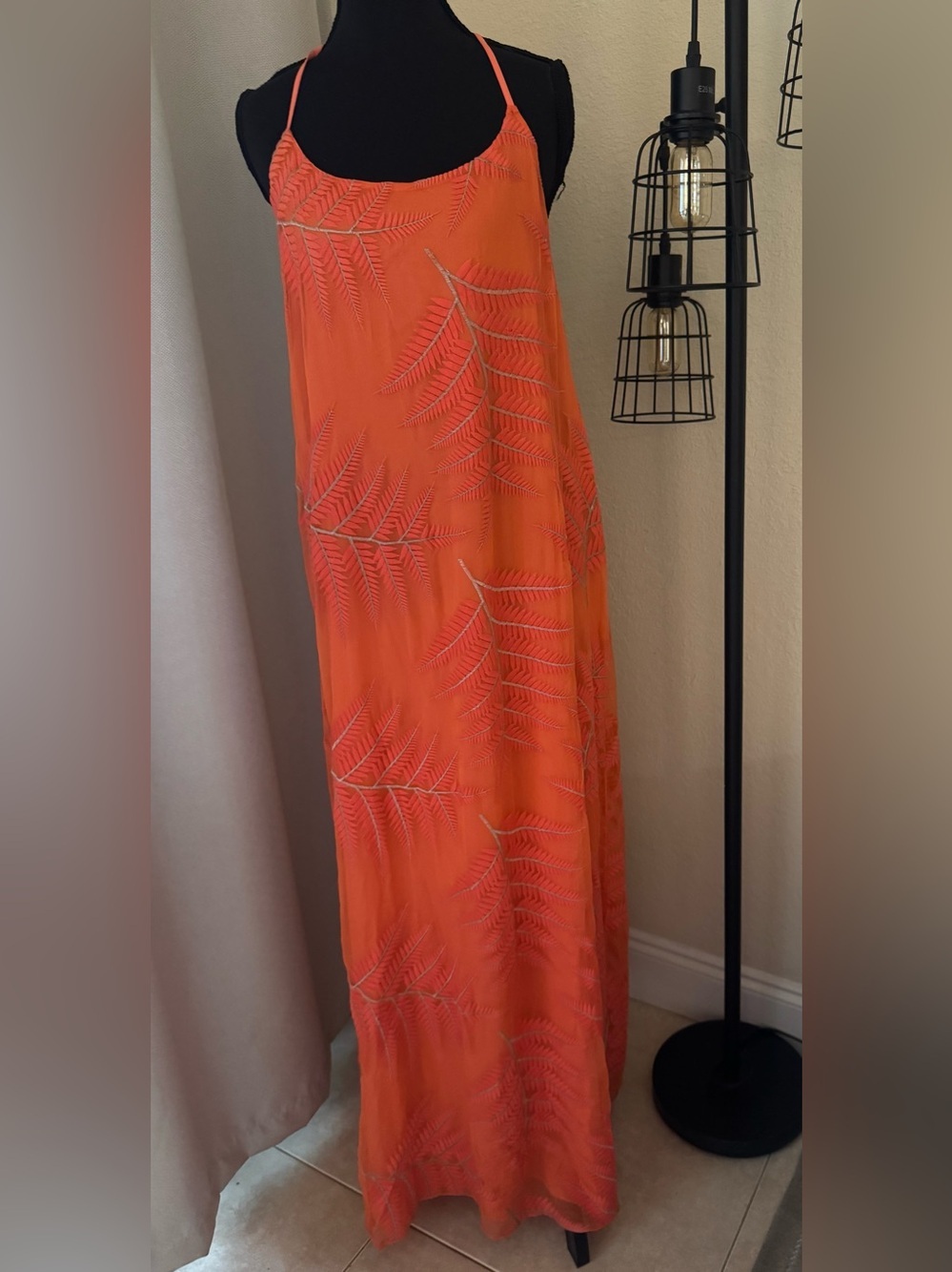 Alice + Olivia Coral Silk Maxi Dress Embroidered Open Back Designer Medium - Picture 2 of 9